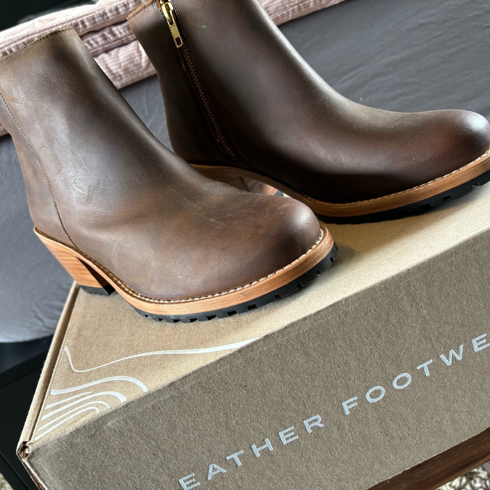 Brand New Portland Leather Patina Brown Leather Ankle Booties